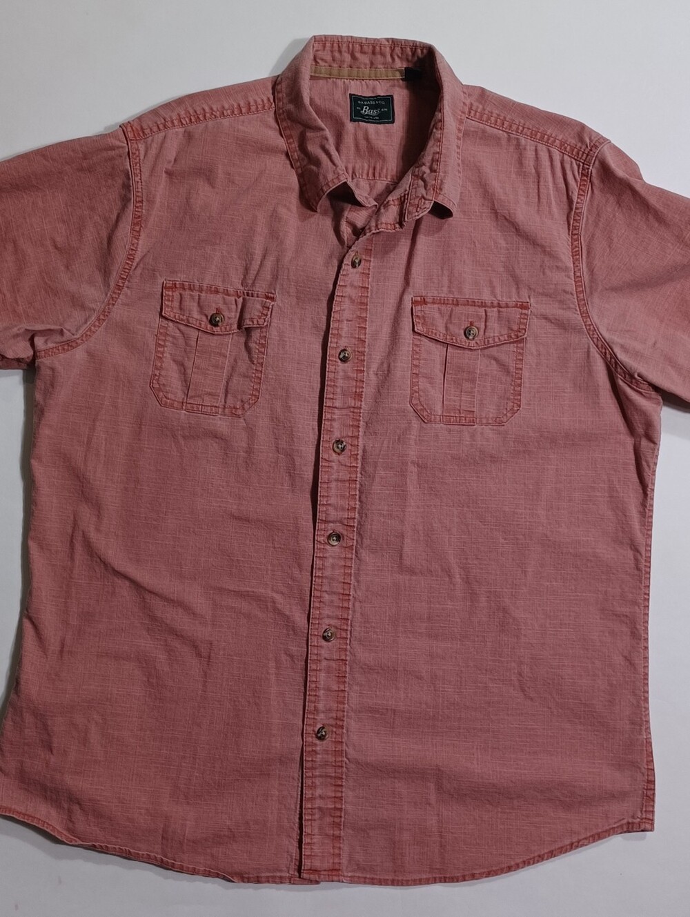 Bass Men's Short-Sleeve Button-Down Shirt in Dusty Rose